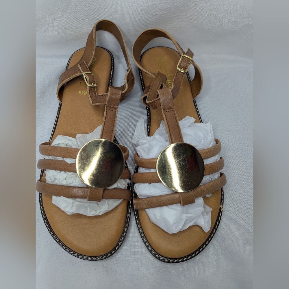 NWOB Bella Vita Vue-Italy Womens Flat Sandals Size 8.5